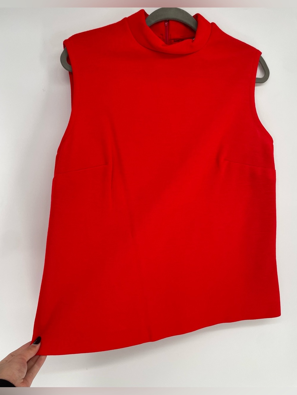 60s Mod Tomato Red Sleeveless Classic Top Vintage Fire Islander Woman Brand